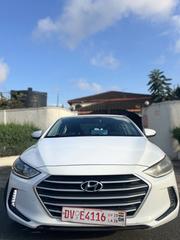 Hyundai Elantra SE Sedan FWD (2.0L 4cyl 6M) 2017 White for sale