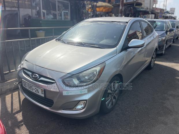 Hyundai Accent SE Sedan 2016 Silver
