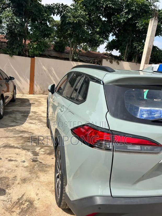 Toyota Corolla Cross 2023