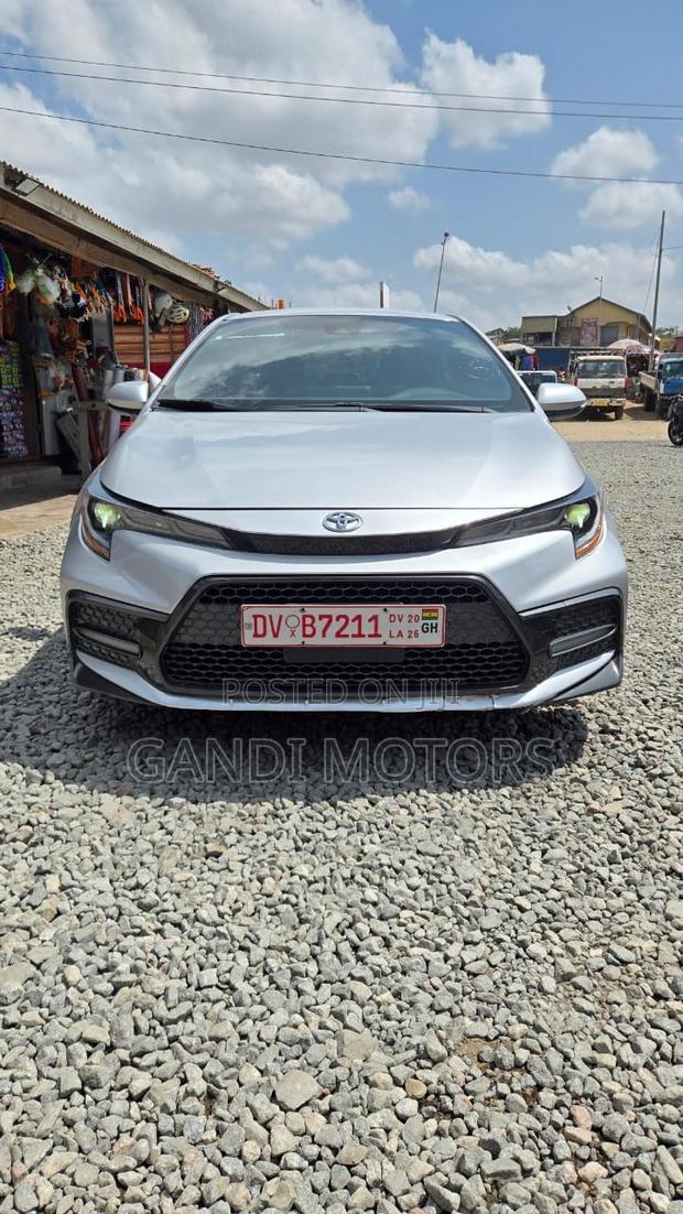 Toyota Corolla LE 2020 Gray