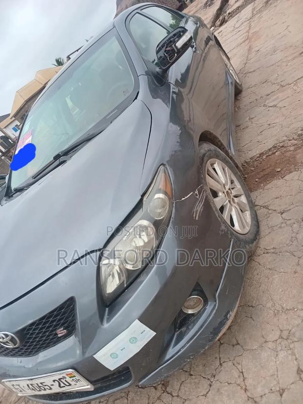 Toyota Corolla 2009 Gray