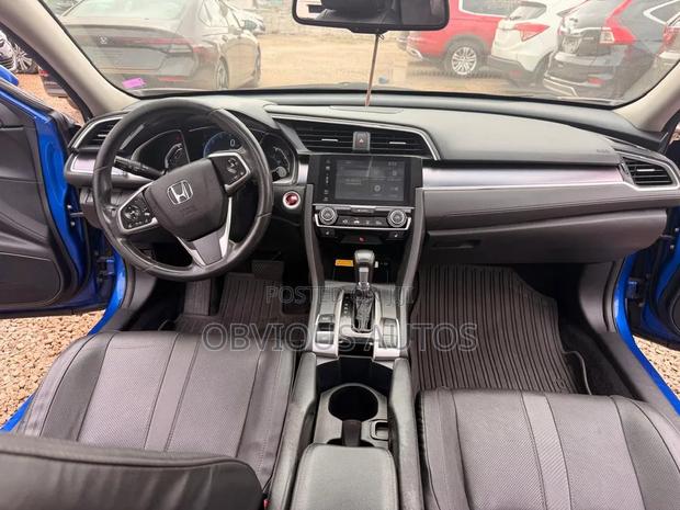 Honda Civic Touring Sedan 2018 Blue