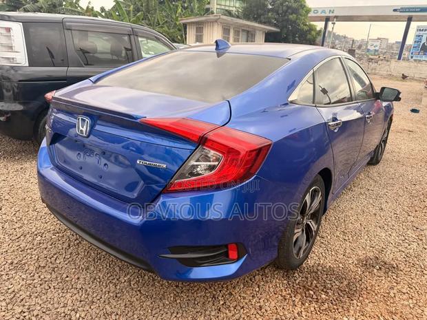 Honda Civic Touring Sedan 2018 Blue