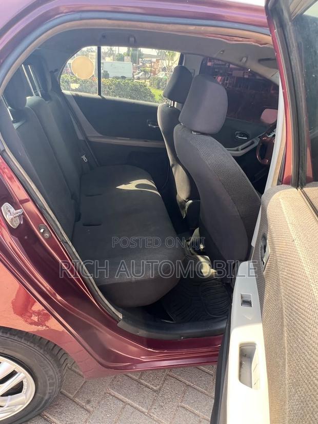 Toyota Vitz 1.3 FWD 3dr 2010 Brown