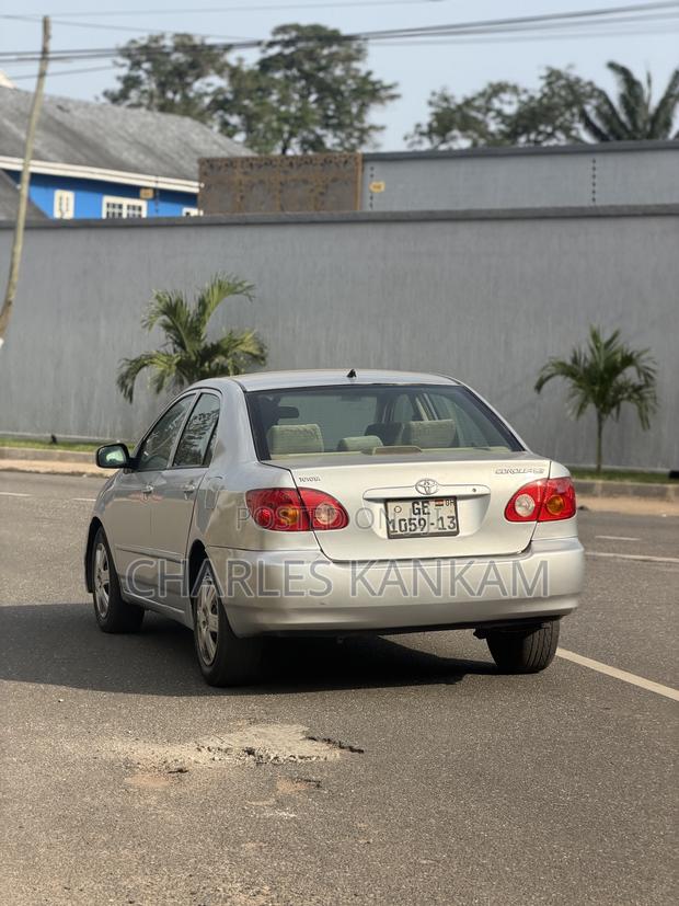 Toyota Corolla LE 2005 Silver
