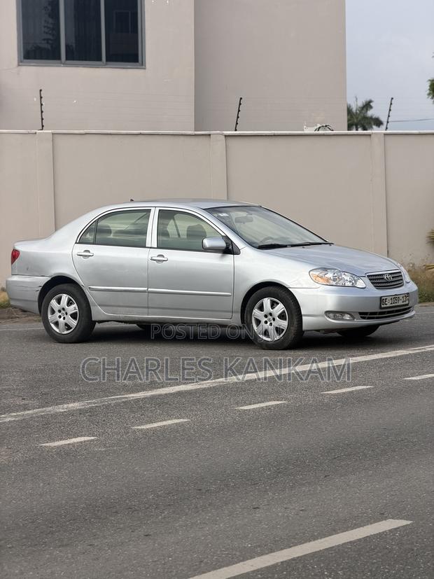 Toyota Corolla LE 2005 Silver
