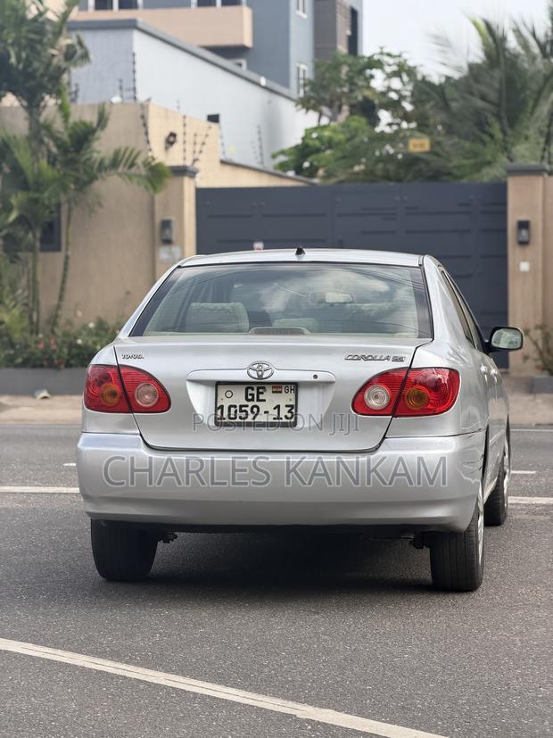 Toyota Corolla LE 2005 Silver