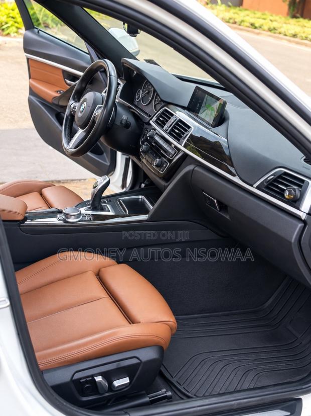 BMW 330i 2018 White