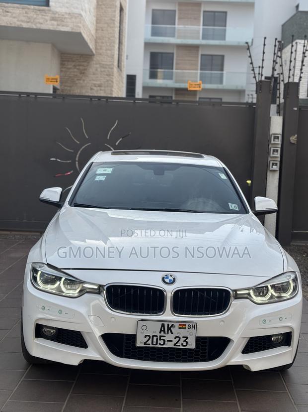 BMW 330i 2018 White