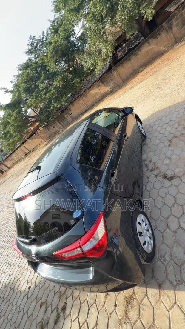 Toyota Vitz 1.0 FWD 5dr 2019 Black