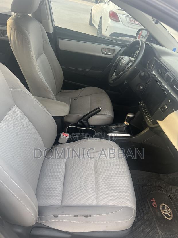 Toyota Corolla 2016 Silver