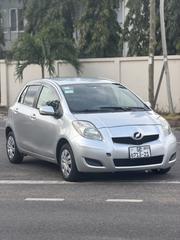 Toyota Vitz 1.0 FWD 5dr 2010 Silver for sale