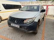 Mitsubishi L200 Double Cab 2.2 4WD 2016 White for sale