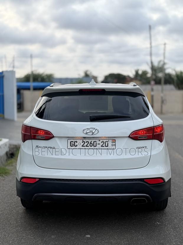 Hyundai Santa Fe 2014 White