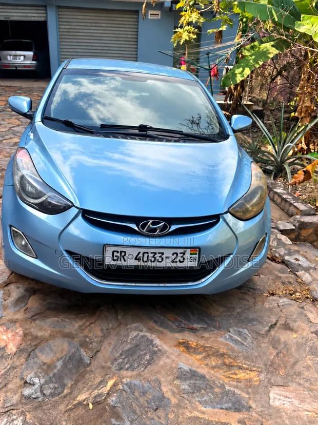 Hyundai Elantra 2012 Blue