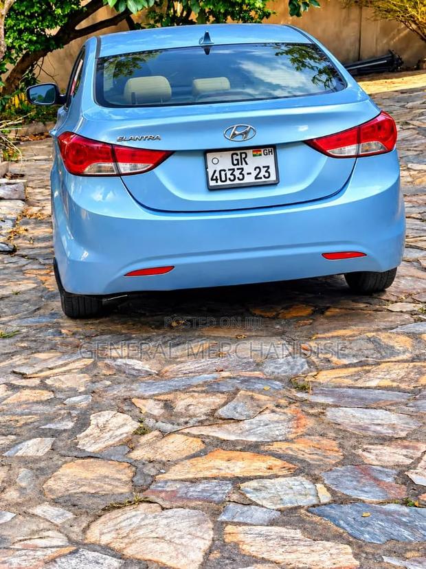 Hyundai Elantra 2012 Blue