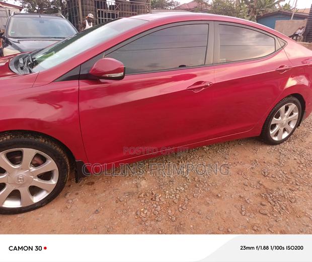 Hyundai Elantra GLS Sedan FWD (1.8L 4cyl 6M) 2013 Red