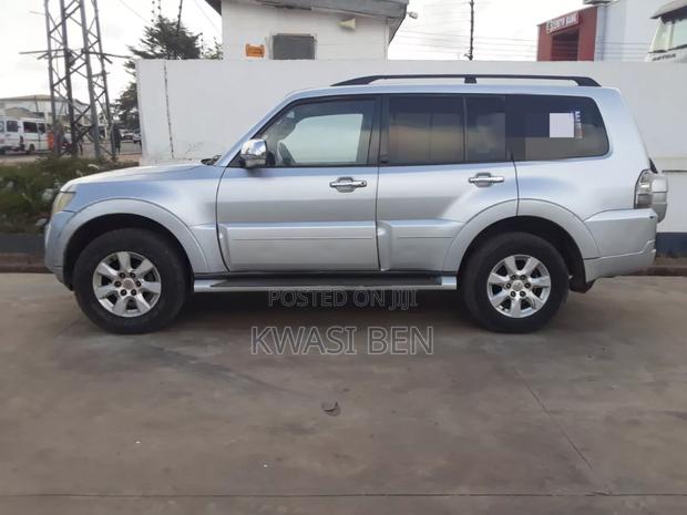 Mitsubishi Pajero 2013 Gray