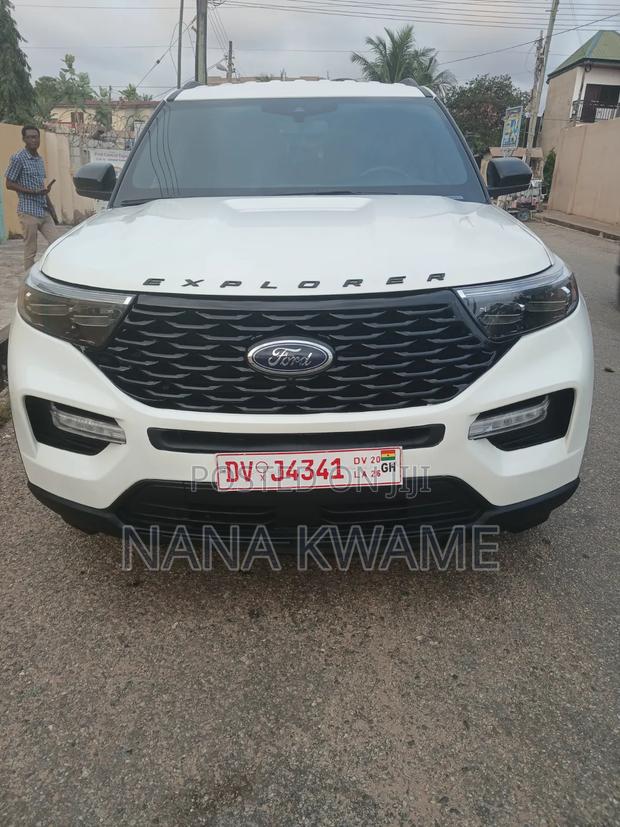 Ford Explorer 2023 White