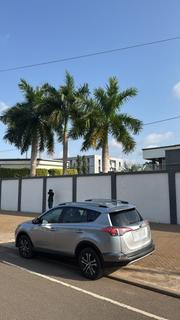 Toyota RAV4 LE 4dr SUV AWD (2.5L 4cyl 6A) 2018 Gray for sale