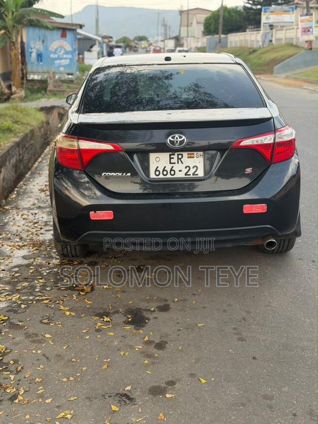 Toyota Corolla S 4dr Sedan (1.8L 4cyl CVT) 2016 Black