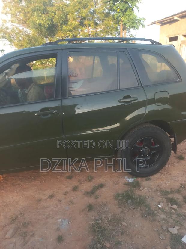 Toyota RAV4 2005 Green