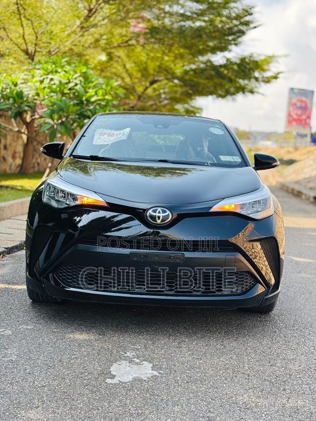 Toyota C-HR XLE 2021 Black