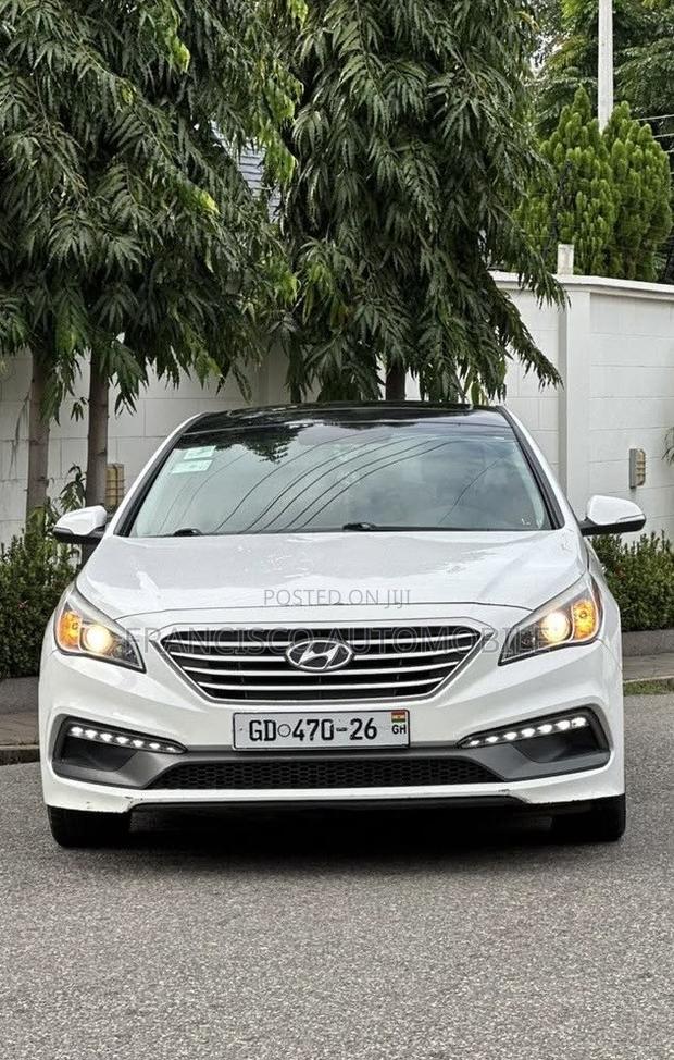 Hyundai Sonata Sport 2.0T Sedan FWD (2.0L 4cyl 6A) 2017 White