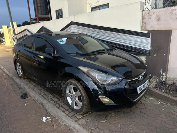 Hyundai Elantra GLS Sedan FWD (1.8L 4cyl 6M) 2013 Black