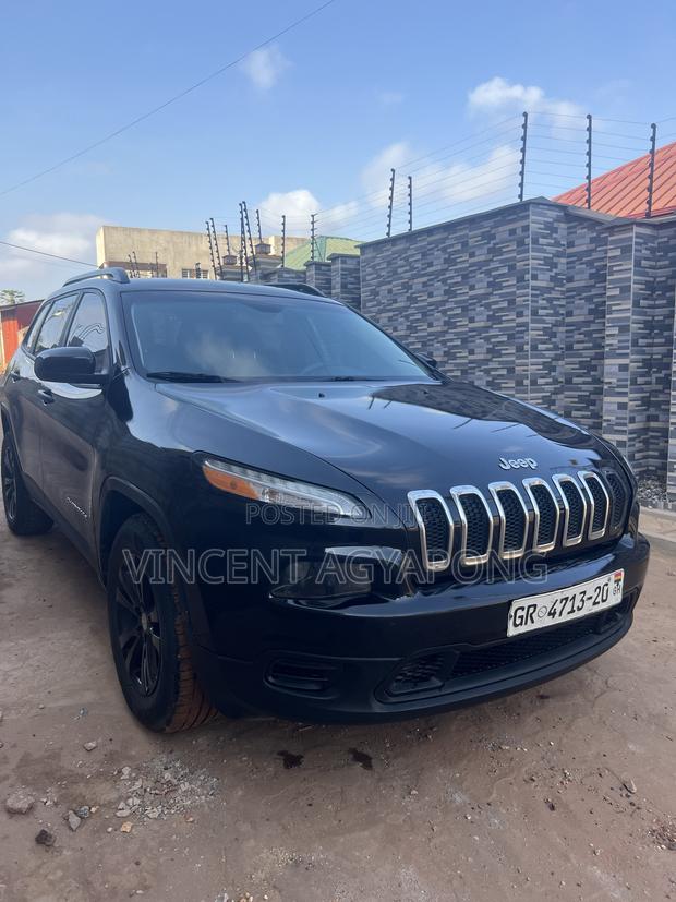 Jeep Cherokee Latitude 4dr SUV (2.4L 4cyl 9A) 2015 Black