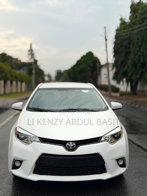 Toyota Corolla 2016 White