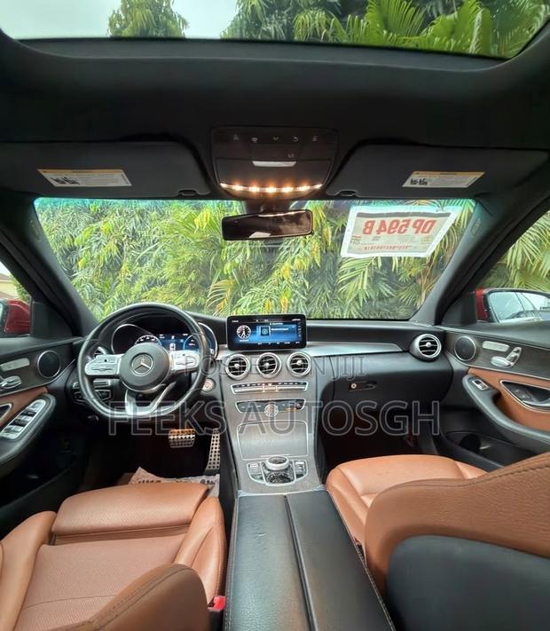 Mercedes-Benz C300 2020 Red