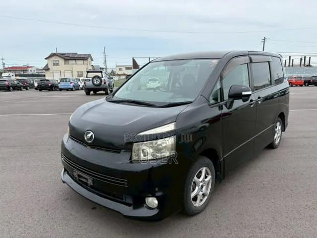 Toyota Voxy 2008 Black