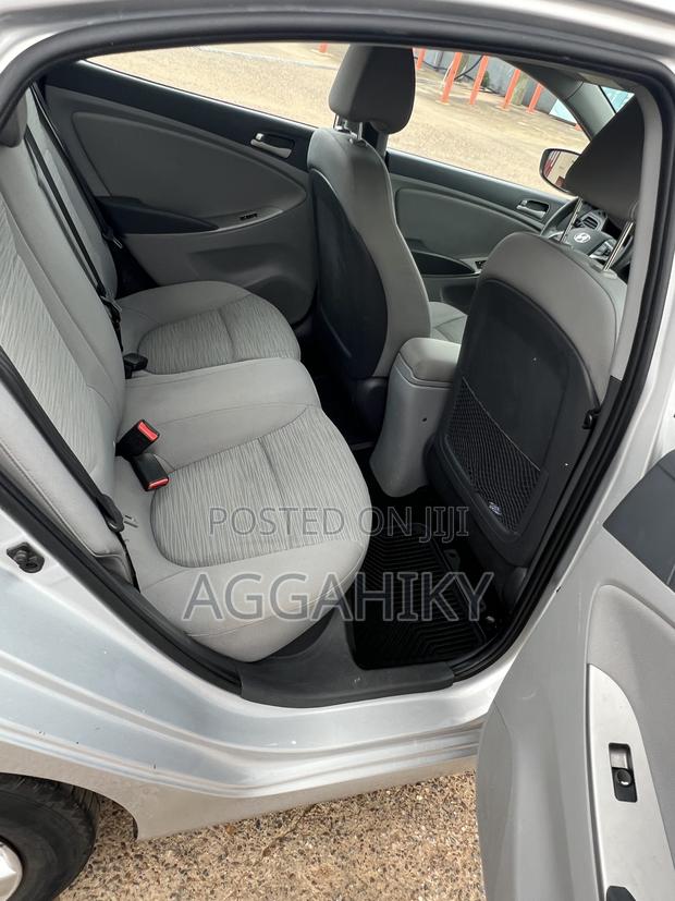Hyundai Accent GLS 4dr Sedan (1.6L 4cyl 6A) 2015 Silver