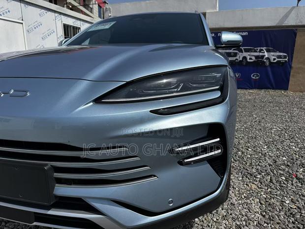 New BYD Song Plus DM-i 2024 Blue