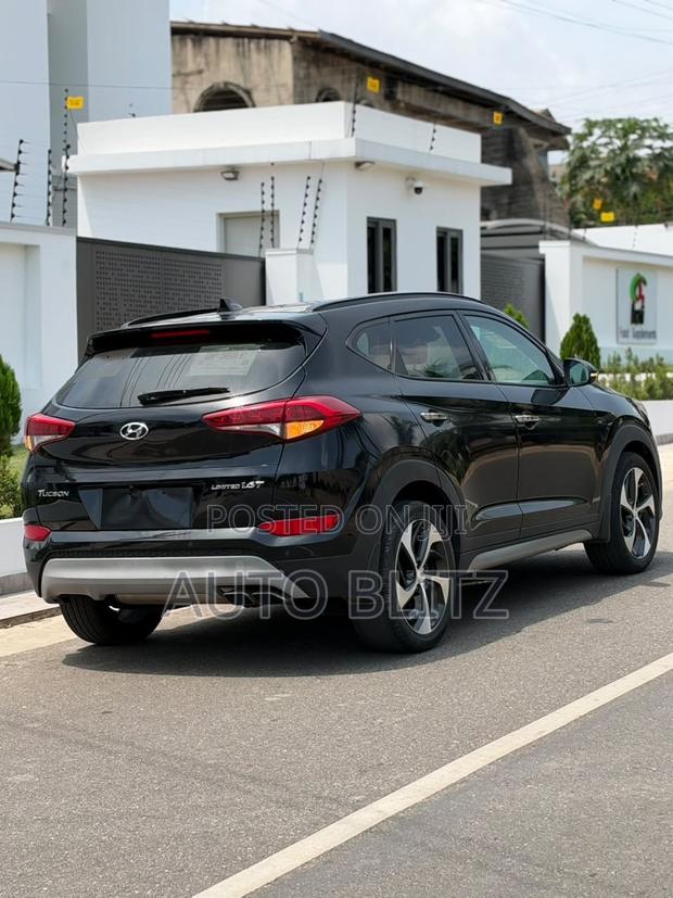 Hyundai Tucson 2017 Black