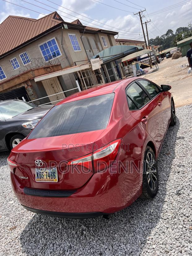 Toyota Corolla LE 4dr Sedan (1.8L 4cyl CVT) 2016 Red
