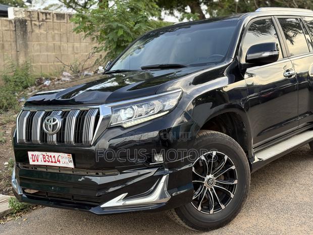 Toyota Land Cruiser Prado 2.7 2019 Black