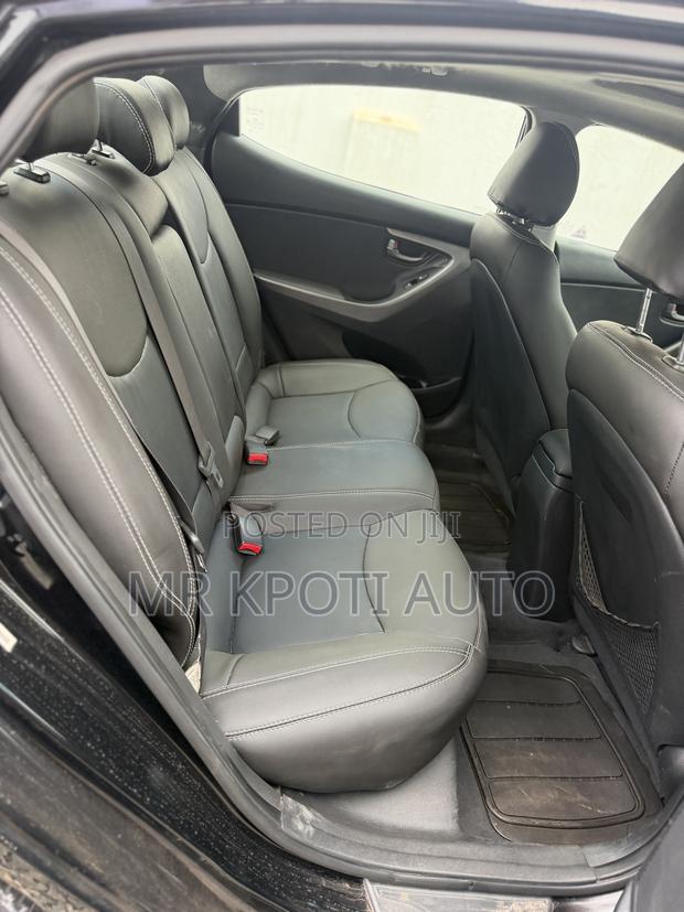 Hyundai Elantra 2013 Black