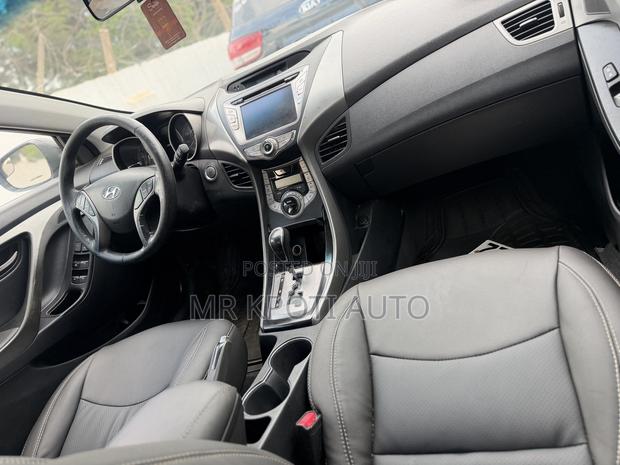 Hyundai Elantra 2013 Black