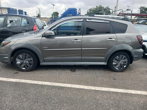 Pontiac Vibe 2008 Gray