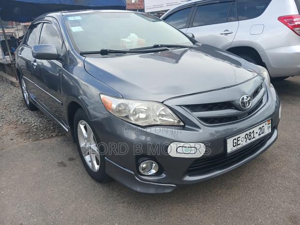 Toyota Corolla S 4dr Sedan (1.8L 4cyl 4A) 2013 Gray