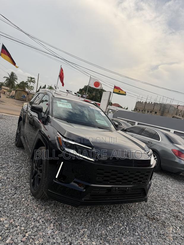 Toyota RAV4 XSE 2026 Black