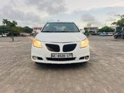 Pontiac Vibe 2008 White for sale
