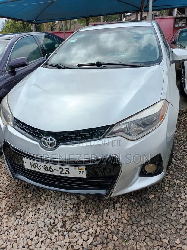 Toyota Corolla LE 4dr Sedan (1.8L 4cyl CVT) 2016 Silver