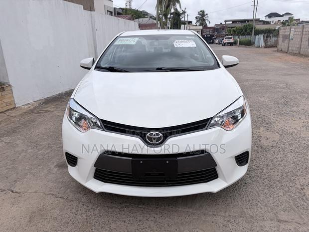 Toyota Corolla 2016 White