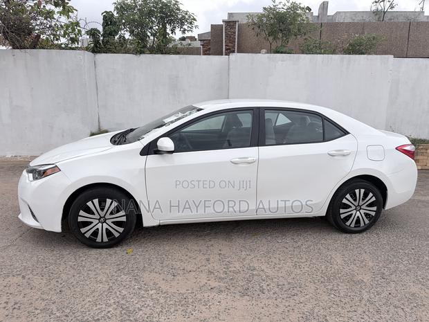 Toyota Corolla 2016 White