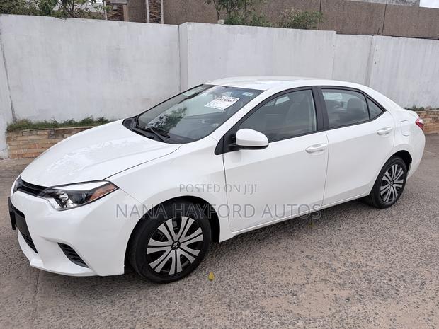 Toyota Corolla 2016 White