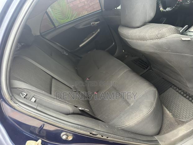 Toyota Corolla 2012 Blue