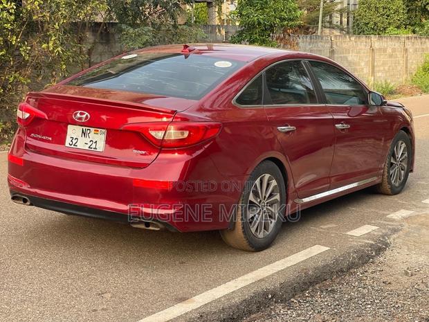 Hyundai Sonata 2016 Red